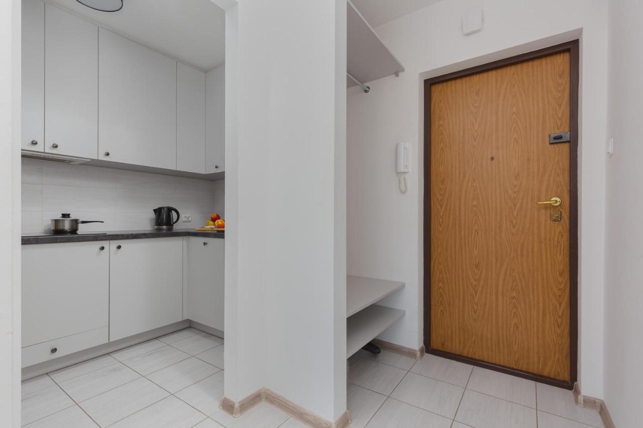 Apartaments Solec 79 By Noclegi Renters Варшава Екстериор снимка