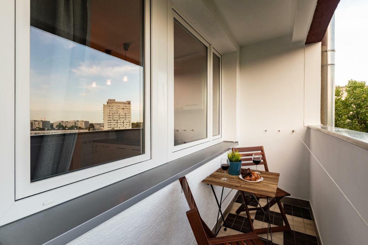Apartaments Solec 79 By Noclegi Renters Варшава Екстериор снимка