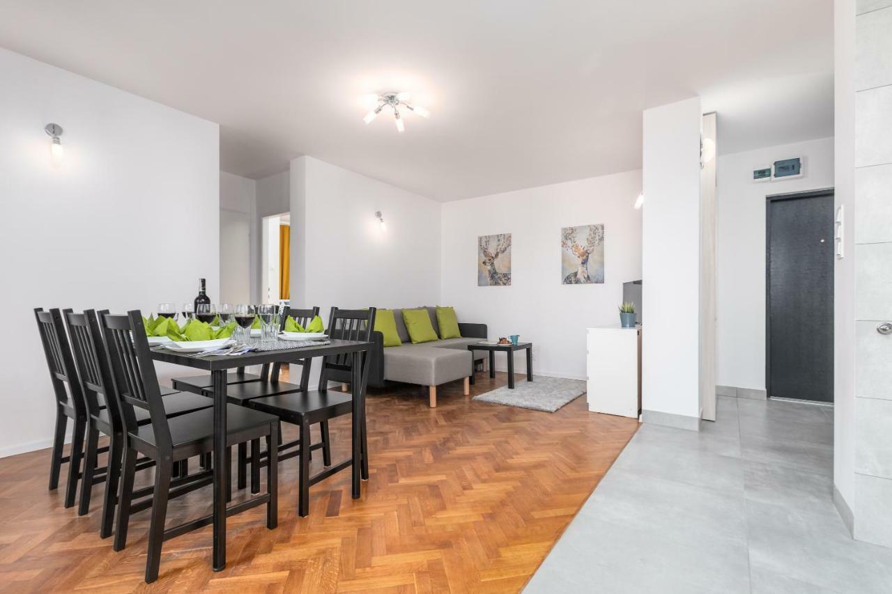 Apartaments Solec 79 By Noclegi Renters Варшава Екстериор снимка
