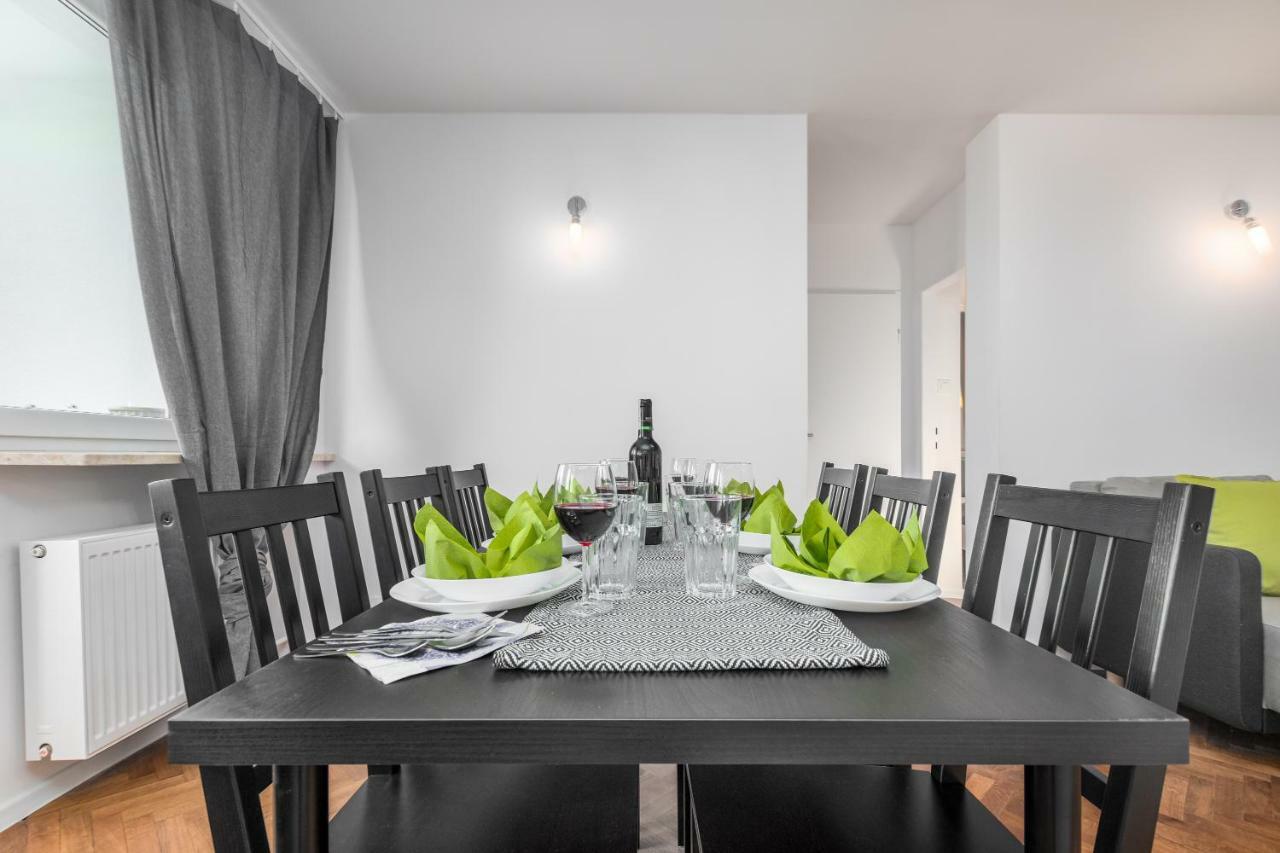 Apartaments Solec 79 By Noclegi Renters Варшава Екстериор снимка